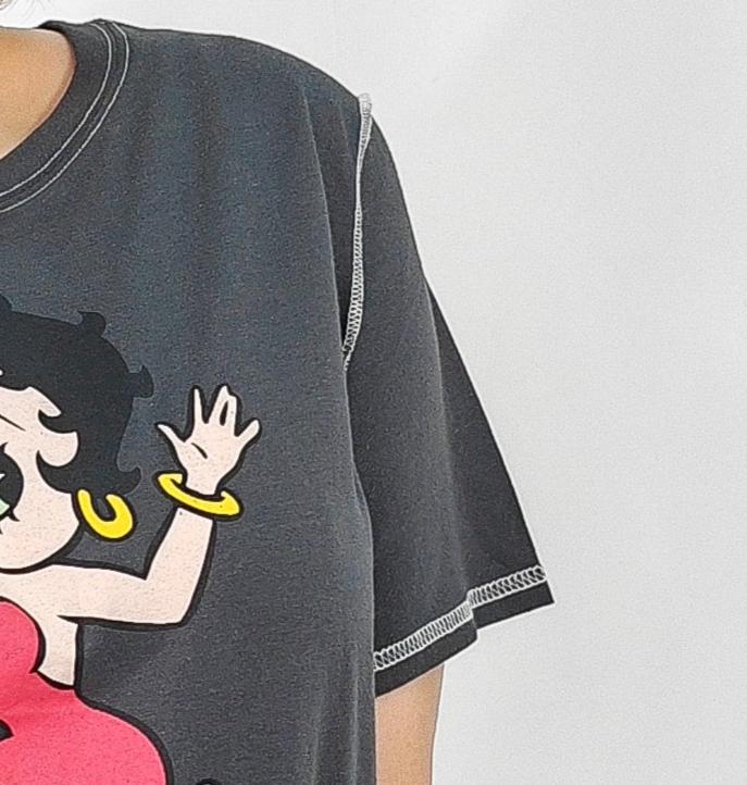 Betty TShirt