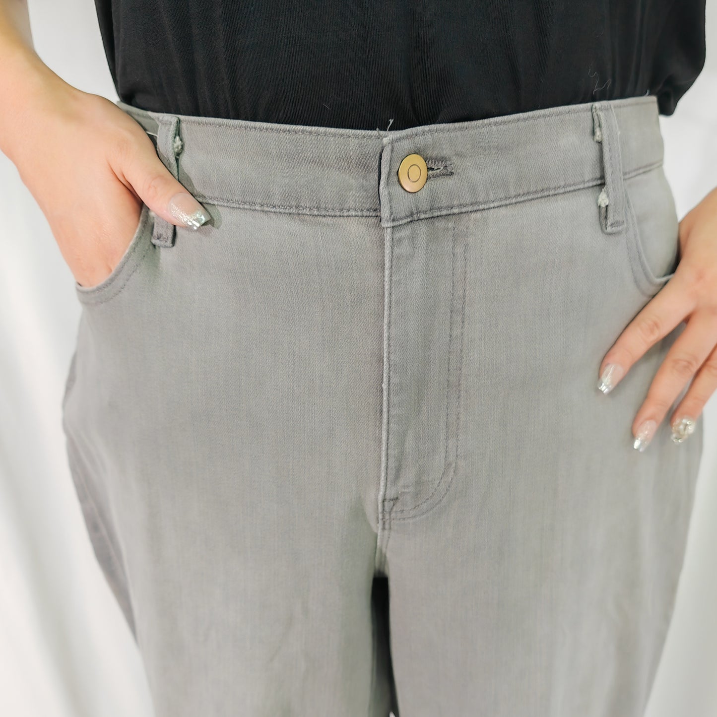 Tally Grey Boyfriend Jeans