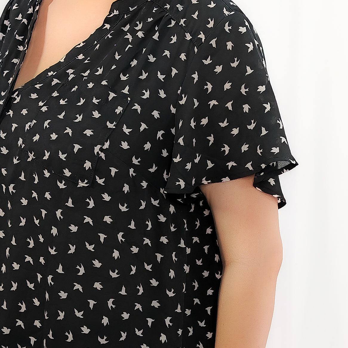 Avery Short Sleeves Safari Top